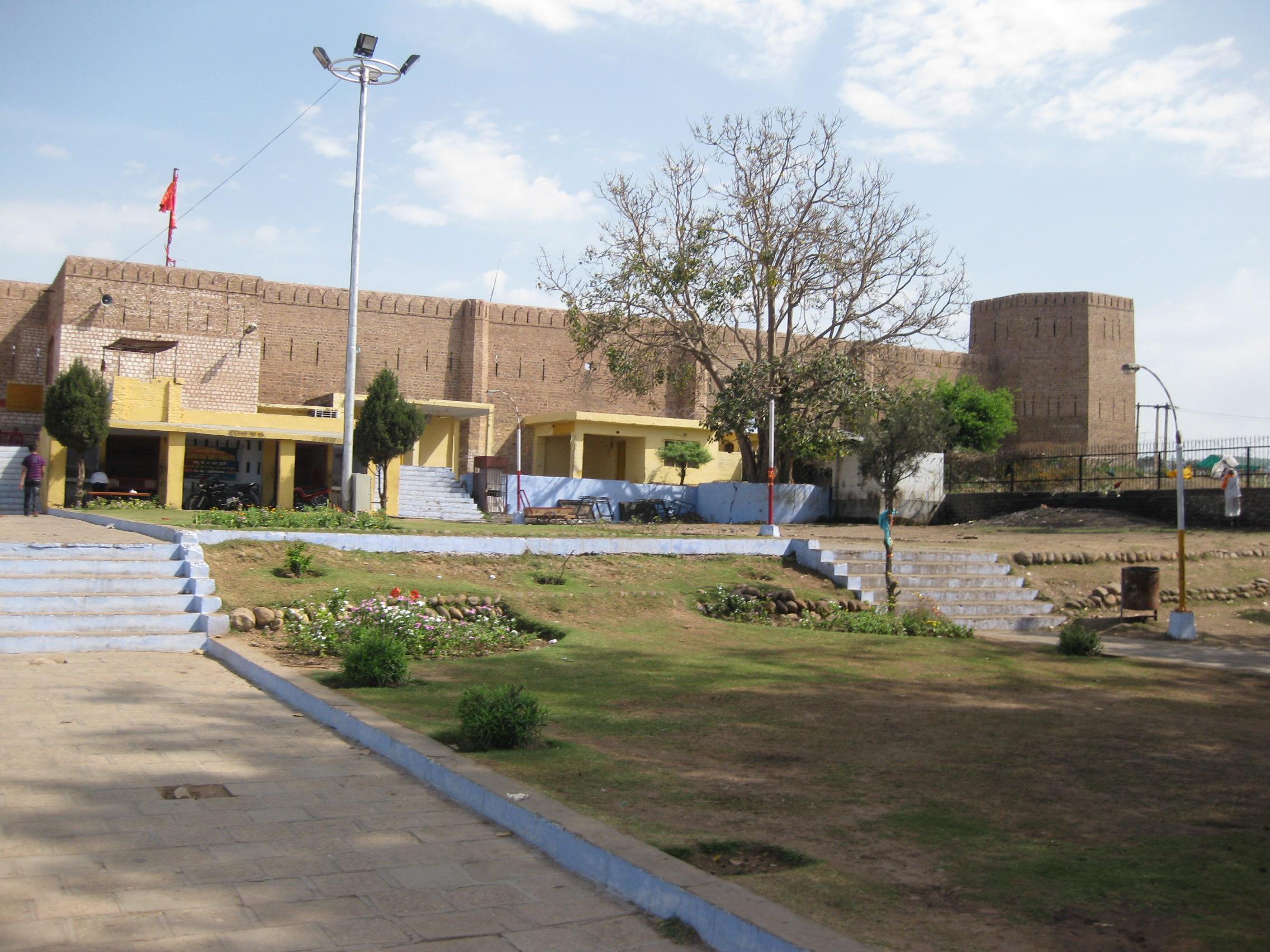 Bahu Fort and Gardens Jammu